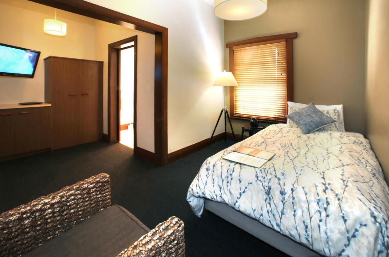 Kermandie Hotel Port Huon Exteriör bild